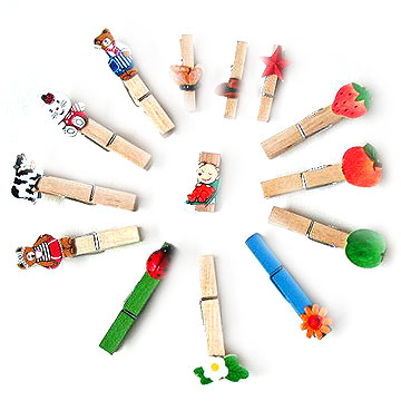  Art Clothes Pegs