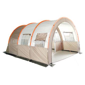  Family Tent (Tente familiale)