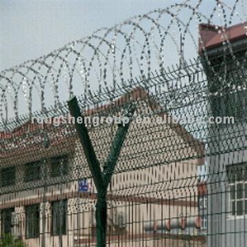  Razor Wire (Stacheldraht)