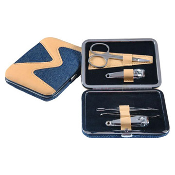  Manicure Sets (Maniküre-Sets)