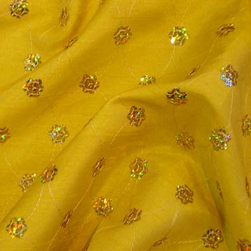  Embroidered Fabric (Tissus brodés)