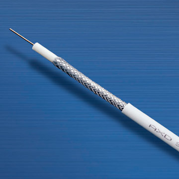  Coaxial Cable (Câble coaxial)