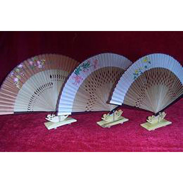  Silk Fan (Шелковые вентилятора)