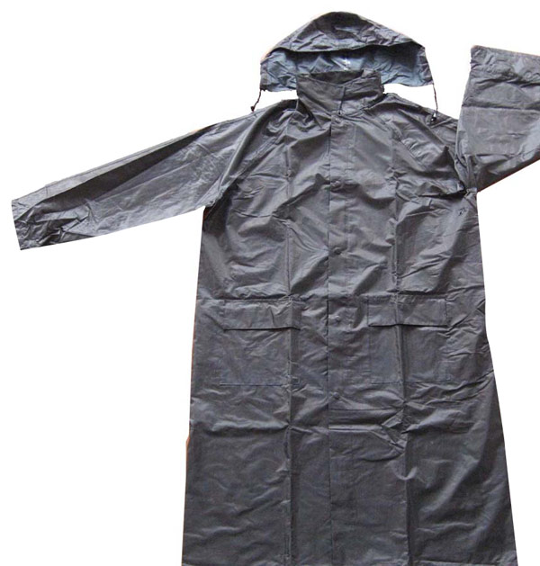  170T Polyester Raincoat