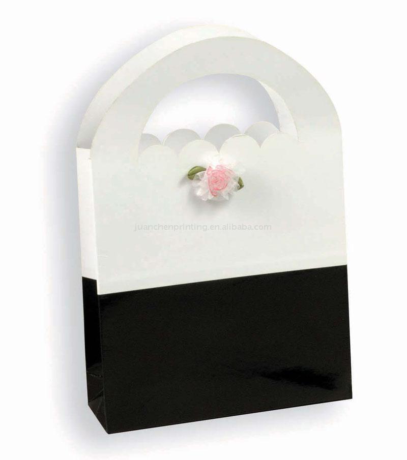  Paper Bags (Sacs en papier)