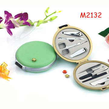  Manicure Sets