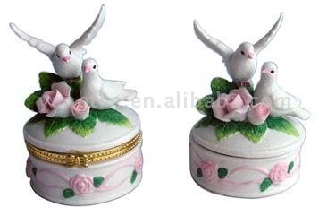  Pigeon Jewel Box (Pigeon Jewel Box)