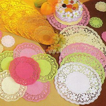  Paper Doilies (Napperons de papier)