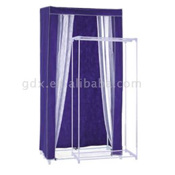  Wardrobe (Penderie)