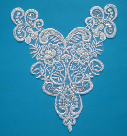  Rayon Embroidery on Organza with Handcraft Nailing Bead ( Rayon Embroidery on Organza with Handcraft Nailing Bead)