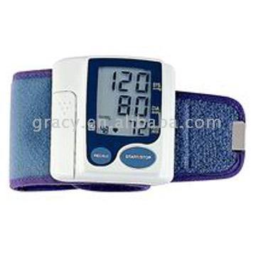  Wrist Type Blood Pressure Monitor (Наручные тип монитора артериального давления)
