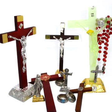  Rosary Beads, Chaplet, Crucifix and Medal (Chapelets, chapelet, crucifix et la médaille)