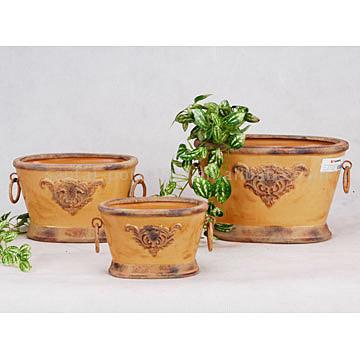 Ceramic Pot (Pot en céramique)