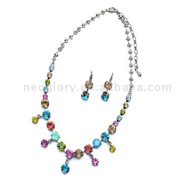 Necklace (Collier)