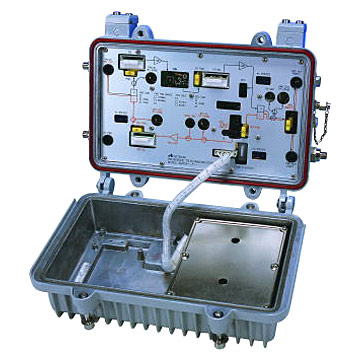  AMGA Two-Way Amplifier (AMGA Two-Way Amplificateur)