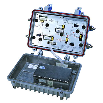  AMGE Two-Way Amplifier (AMGE Two-Way Amplificateur)