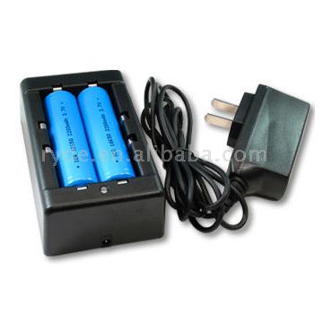  Battery Charger (Chargeur de batterie)