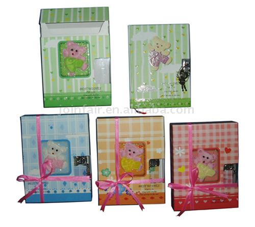  Diary in Gift Box (Tagebuch in Geschenkbox)