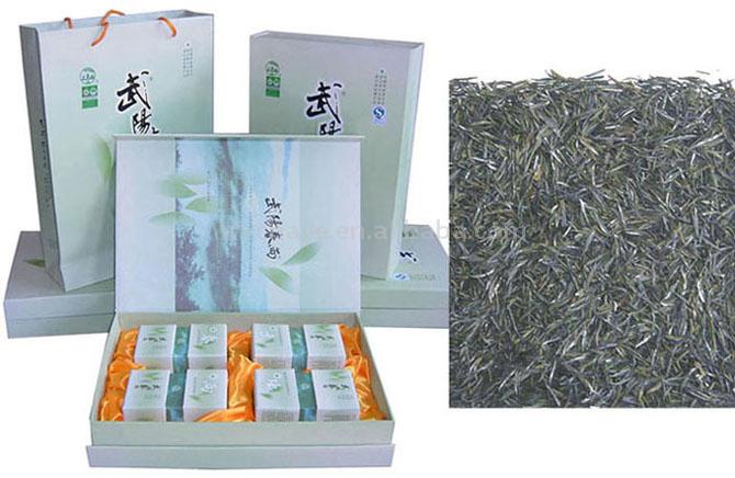  Wu Yang Chun Yu New Tea (Present Box) (Ву Чун Ян Ю. Новый чай (Настоящее Box))