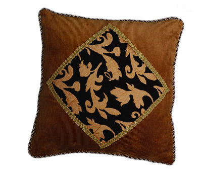  Embroidered Cushion ( Embroidered Cushion)