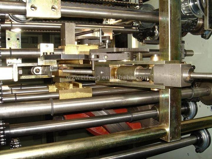  WF-192S Covering Machine (WF-192s Machine Couvrant)
