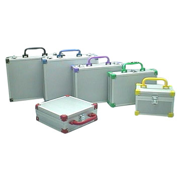  Aluminum Cosmetic Cases (Aluminium Kosmetikkoffer)