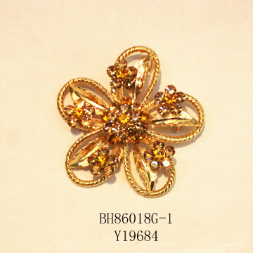  Brooch (Брошь)