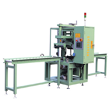  Horizontal Warping Machine (Horizontal Schärmaschine)