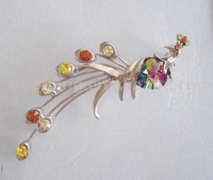  Brooch (Брошь)