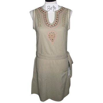  Cotton Dress with Embroidery (Ситцевое платье с вышивкой)
