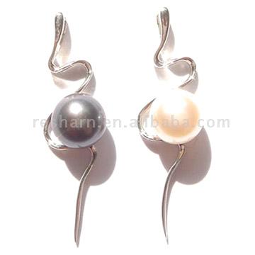  Pearl Pendant