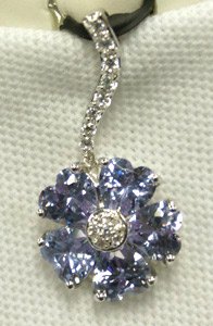  Pendant