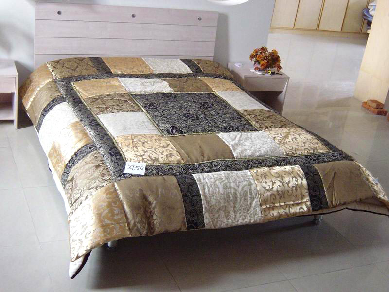  Jacquard Comforter (Couette Jacquard)