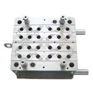  Syringe Moulds (Seringue Moules)