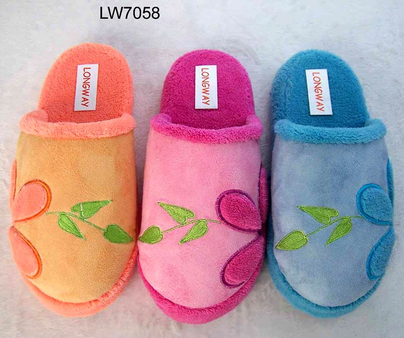  Ladies` Slippers ( Ladies` Slippers)