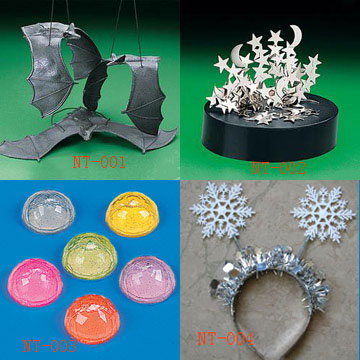  Popper, Vinyl Bat W/String, Magnetic Sculpture, Snowflake Head Boppers ( Popper, Vinyl Bat W/String, Magnetic Sculpture, Snowflake Head Boppers)