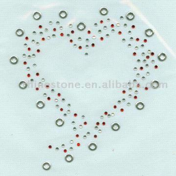  Heart-Shaped Rhinestone Motif (Heart-Shaped Мотив Rhinestone)