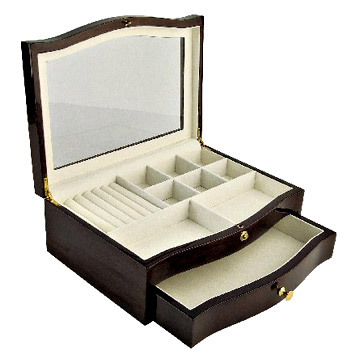  Wooden Jewelry Box (Деревянный Jewelry Box)