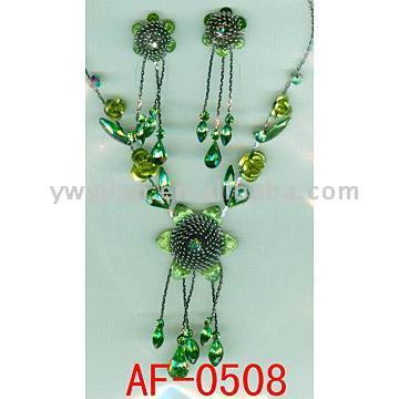  Earrings and Necklace Set (Серьги и колье)