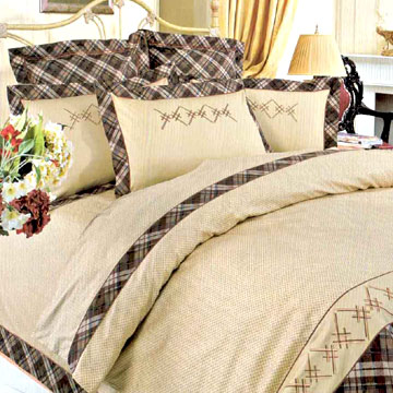  Embroidered Bedding Set (Gestickte Bettwäsche)