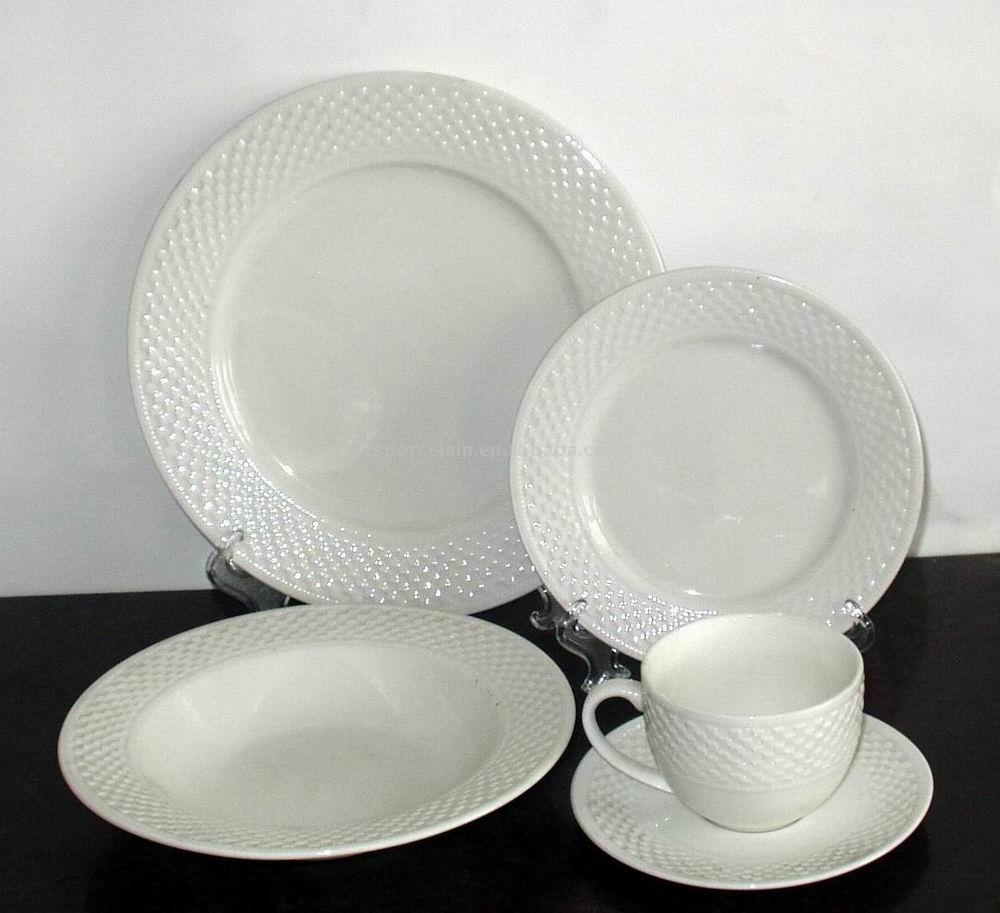  20pc Embossed Dinner Set (20PC Embossed Dinner Set)