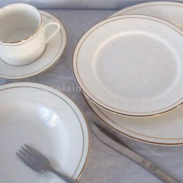 20pc Gold Rim Dinner Set (20PC Gold Rim Dinner Set)