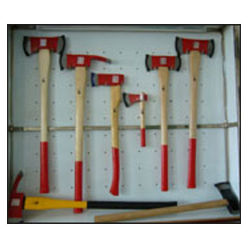  Axes with Wood Handle (Осей с деревянной ручкой)