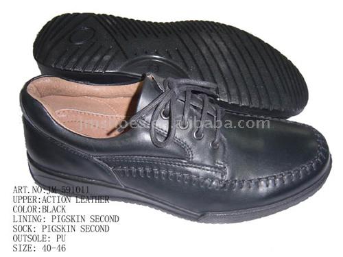  Men`s Casual Shoes ()