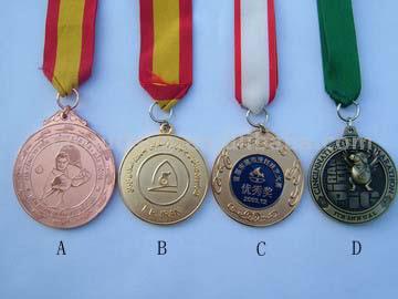  Medals (Médailles)