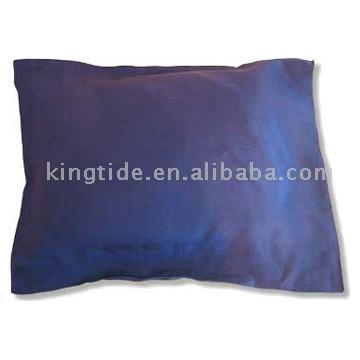  Airline Pillows (Airline Oreillers)