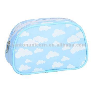  Cosmetic Bag ()