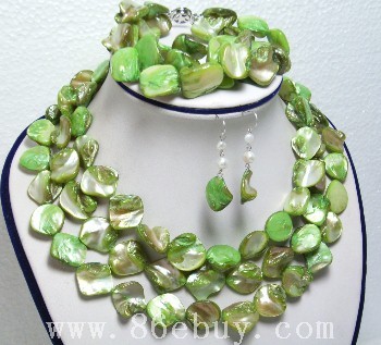  13-20mm 16"-17"-18" Triple Strands Green Shell Necklace Set (13-20mm 16 "-17" -18 "Triple Stränge Green Shell Collier-Set)