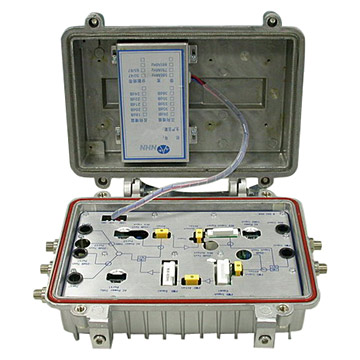  Bidirectional Trunk Amplifer (Bidirectionnel Trunk Amplifer)