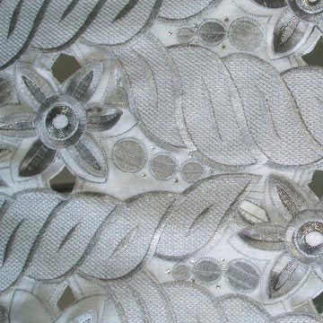  Embroidered Fabric (Tissus brodés)